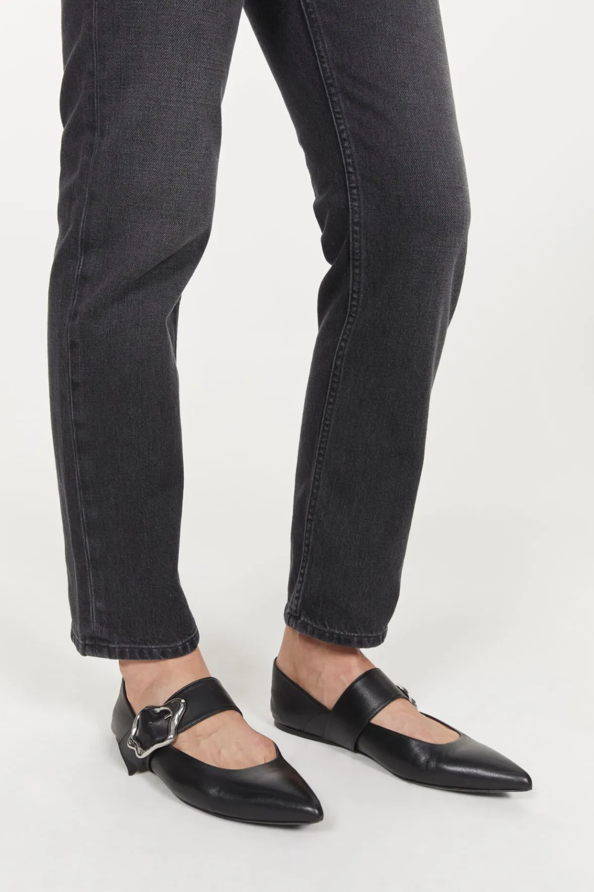 aura_coral_flats_2.webp Shop Aura Coral Flats Women Shoes